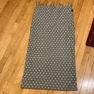 Geometric Patterned long Scarf